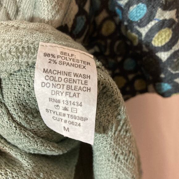 NWT Inoah Dog and Cat Pullover Cowl Neck Green Cable Knit Poncho Sweater Top - Picture 11 of 14